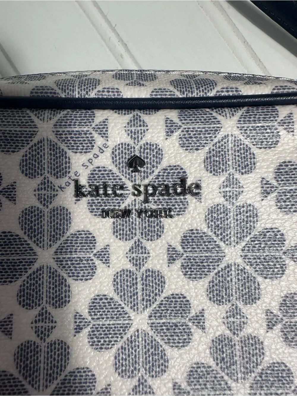 Kate Spade Signature Spade flower mini camera bag crossbody purse bag